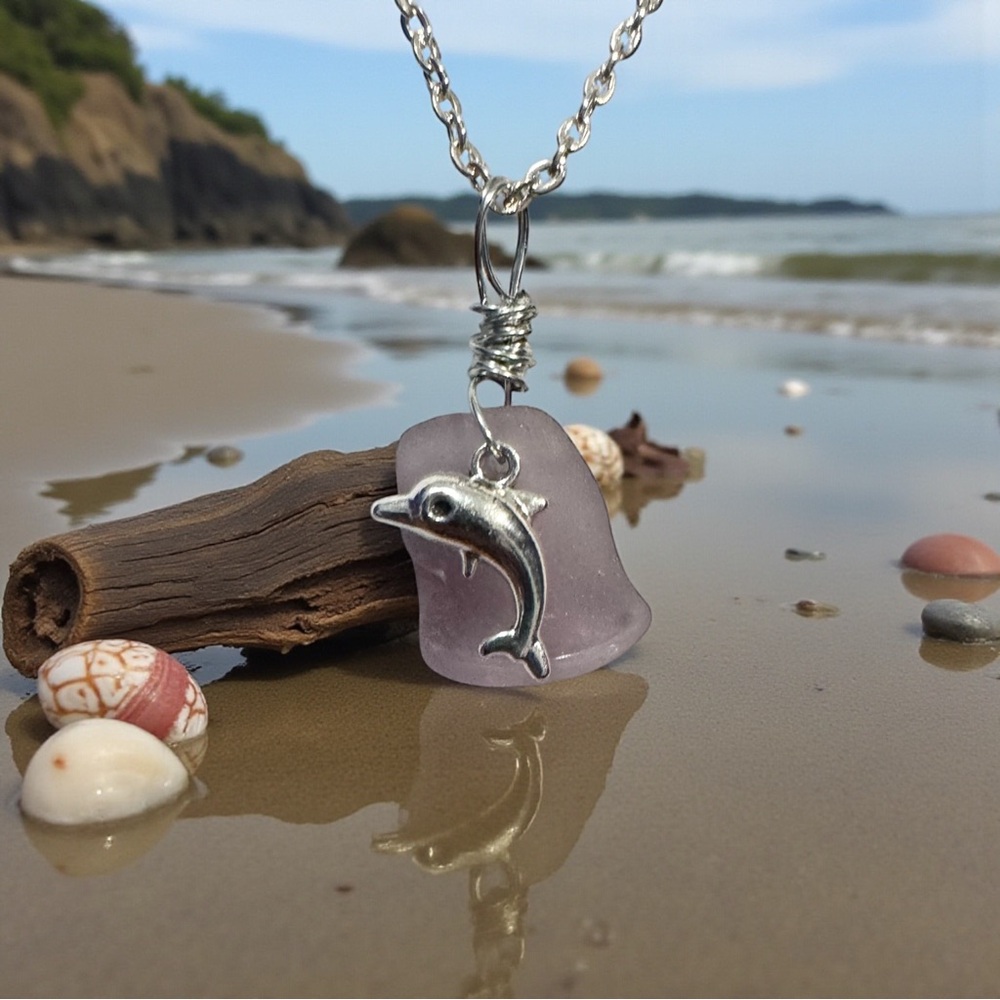 NWT OOAK Handmade Surf Tumbled Sea Glass & Dolphin Pendant Necklace